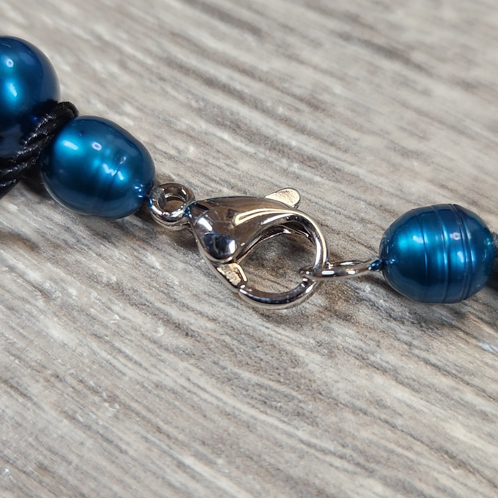 Honora Multicolor Blue Freshwater Pearl Necklace w/ Tag & Storage Pouch