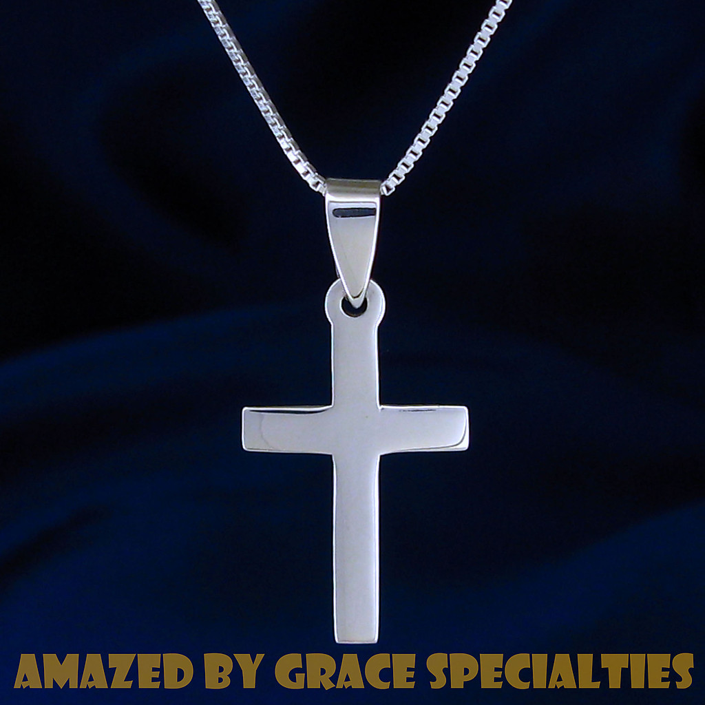 Mid Sized Plain Thin Cross Pendant in ‘925’ Sterling Silver – NEW!