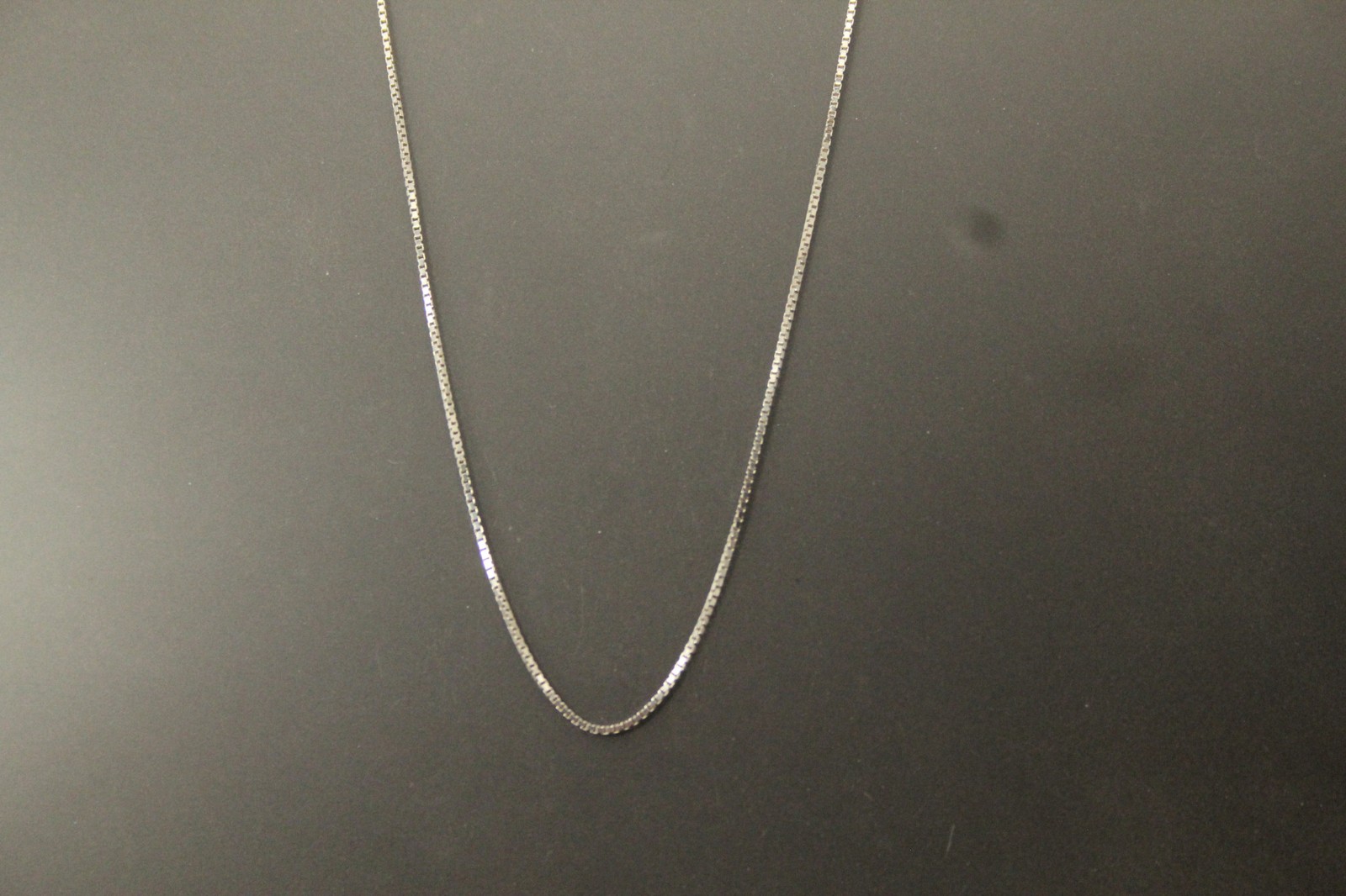 925 Sterling Silver Thin Box Chain 18 1/2 Inches 1.8 Grams (NEC5779)