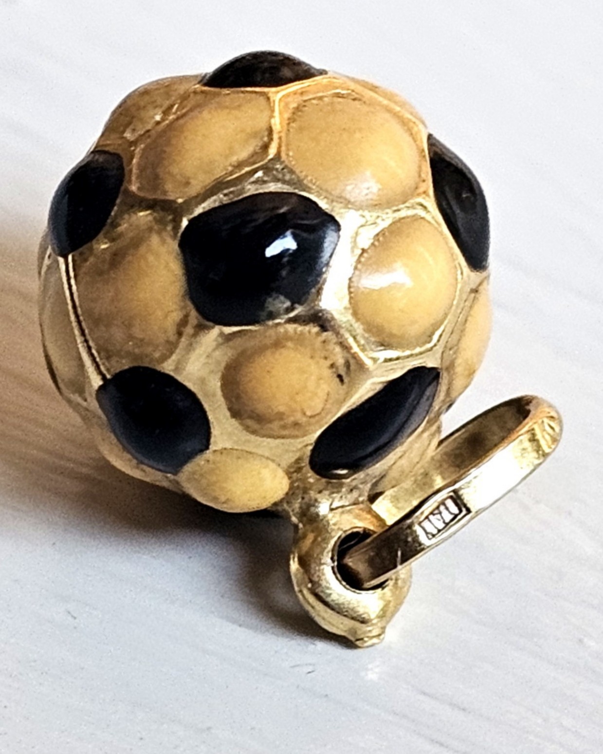 14k Yellow Gold Vintage Italy Soccer Ball Charm Pendant Black & Gold Enamel