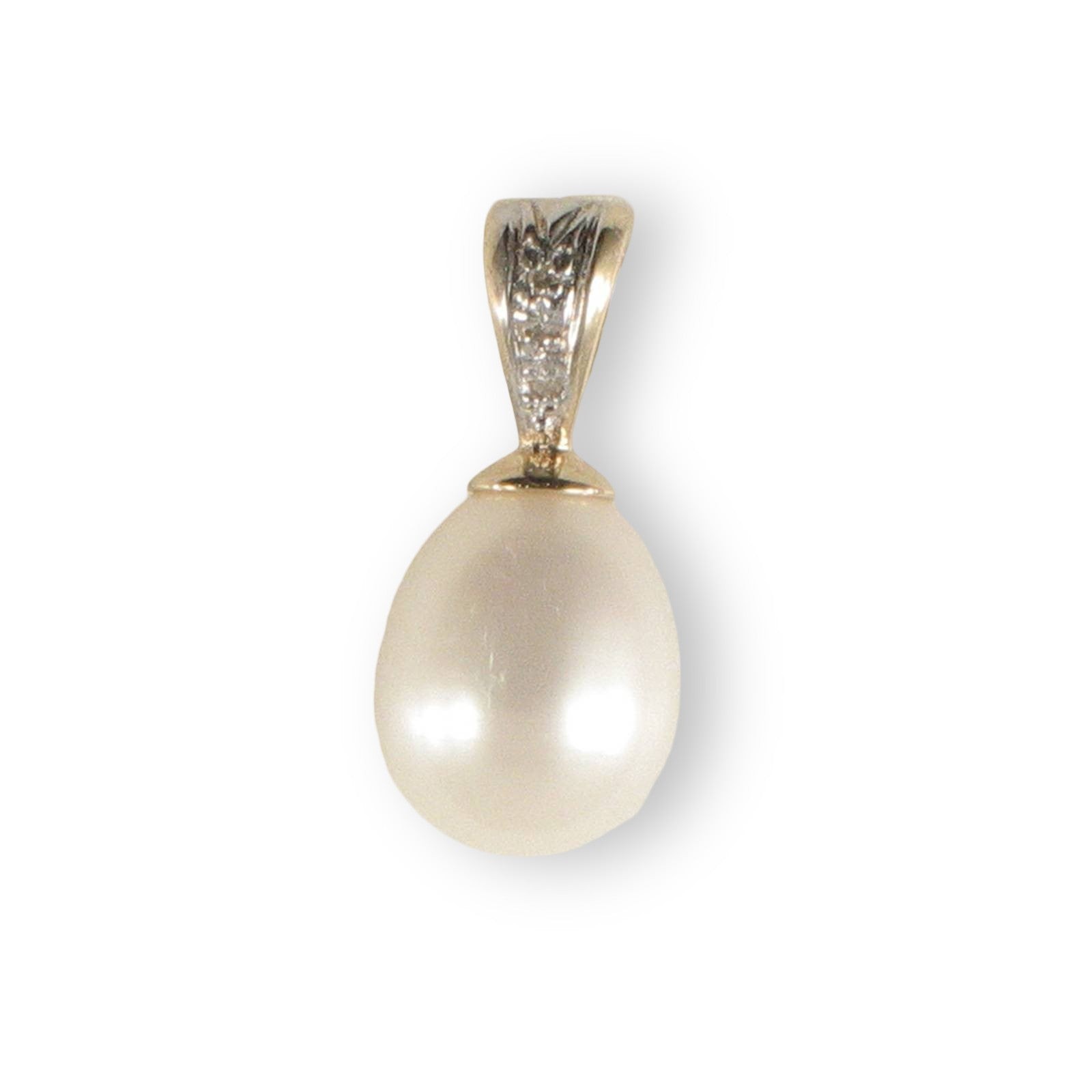 White Freshwater Pearl Pendant – 14k Yellow Gold + Diamonds