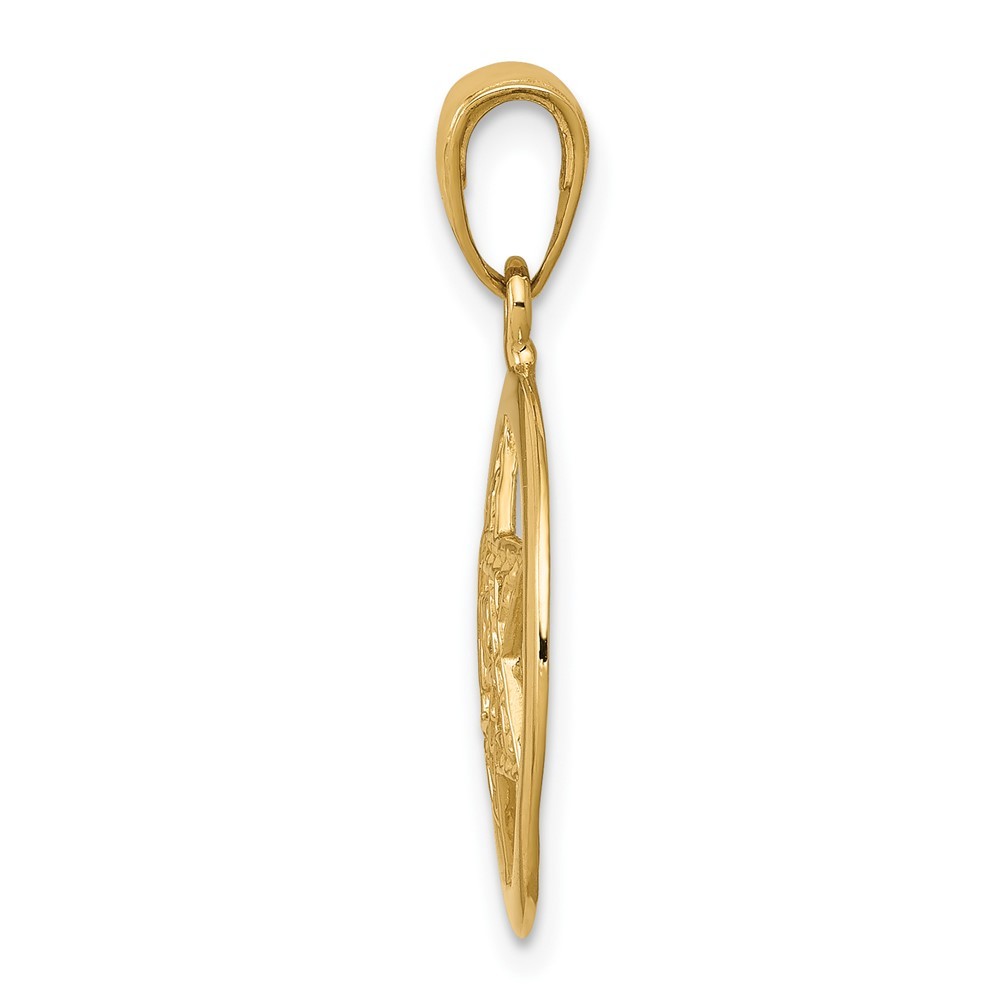 10K Yellow Gold Jewish Chi in Star of David Pendant 1.22gm L-25mm W-17mm