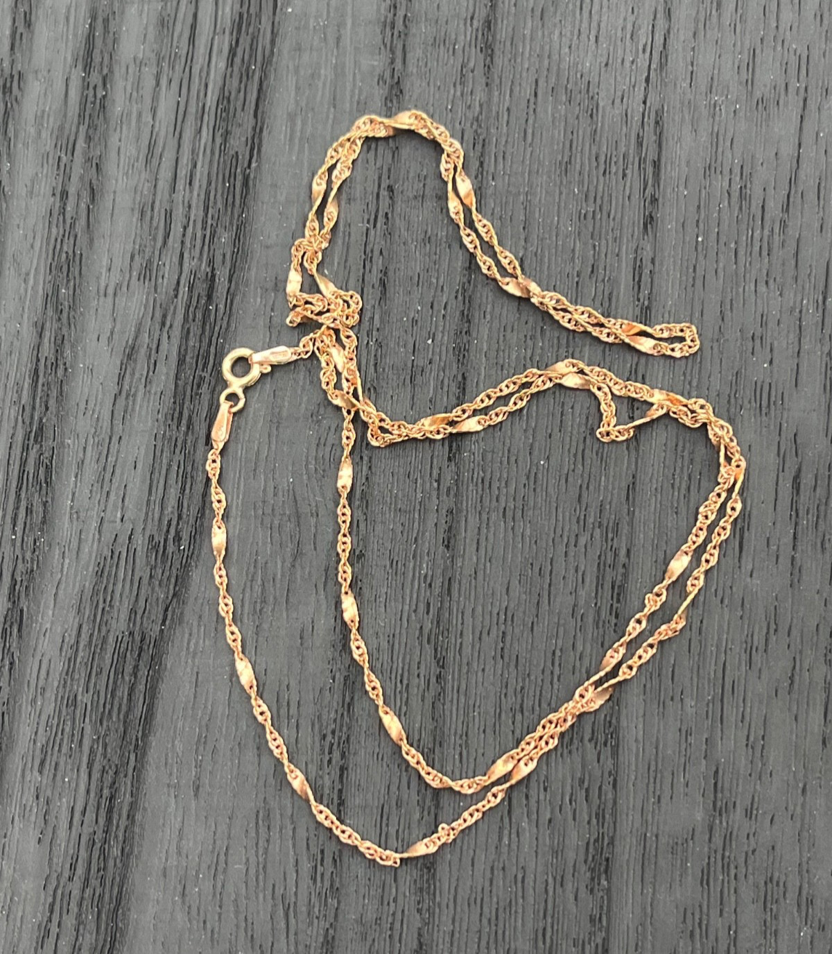 24″ 14k Rose Gold Chain 3.07GRAMS! Singapore with spiral stations Italy, Quality