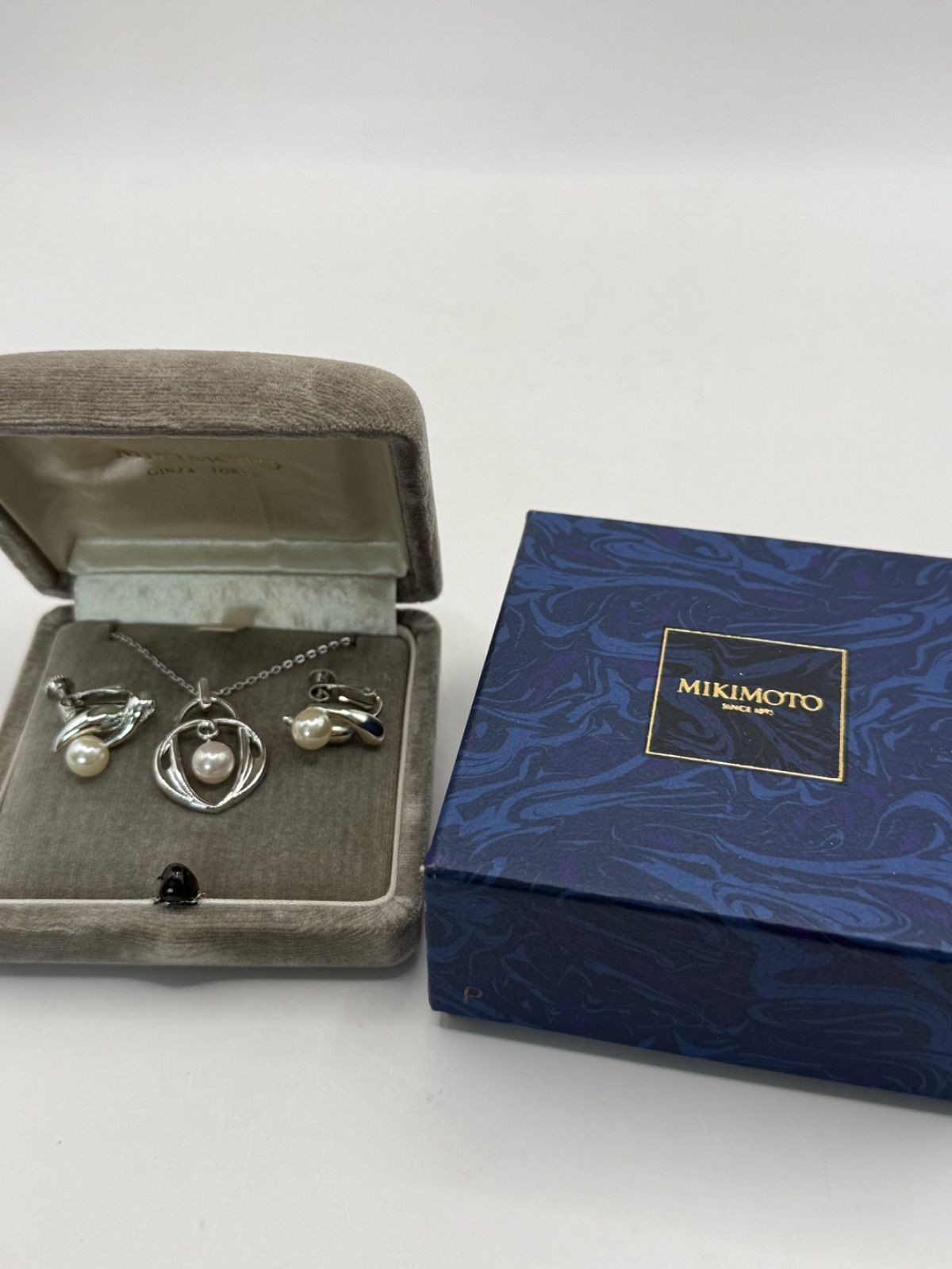 Used MIKIMOTO Mikimoto Akoya Pearl Necklace Earring Set Silver (STERLING)