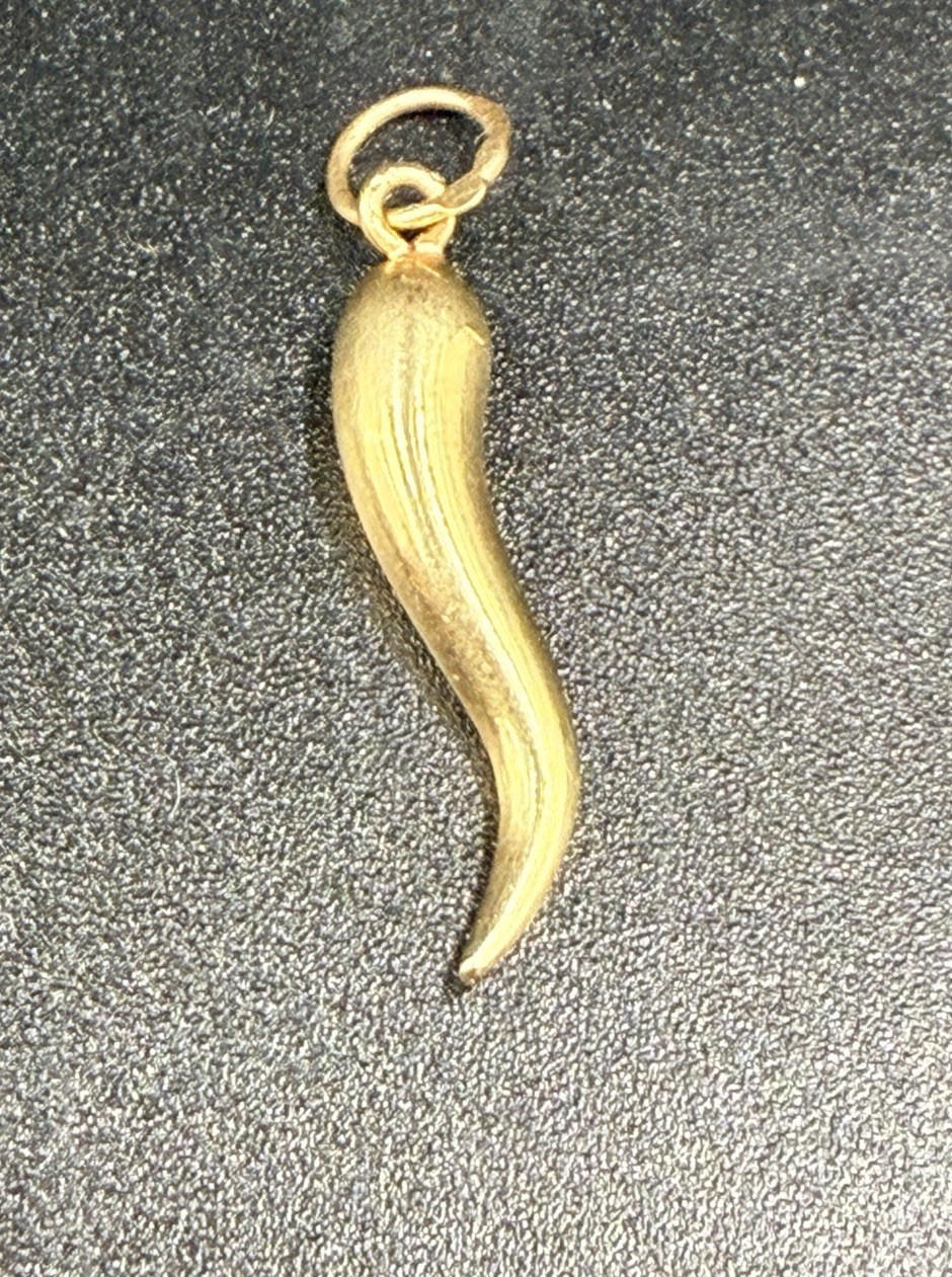Vintage Estate Solid 14K Gold Italian Horn Chili Pepper Pendant Charm