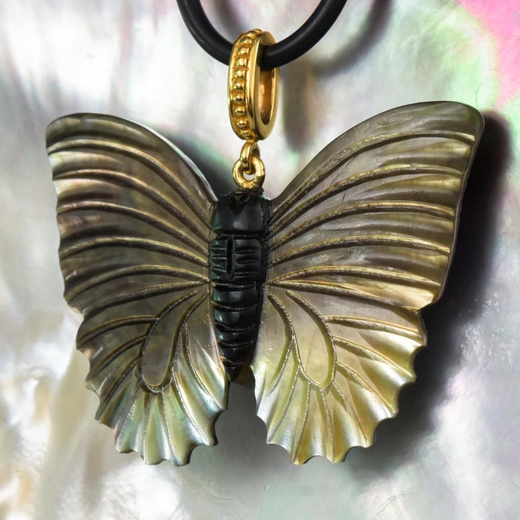 Butterfly Pendant Carved Multicolor Shell Gold Vermeil 925 Sterling Silver 6.84g