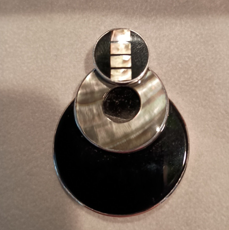 Artisan Modern Sterling Silver Sandy Baker Onyx & Mother Of Pearl Pendant Signed