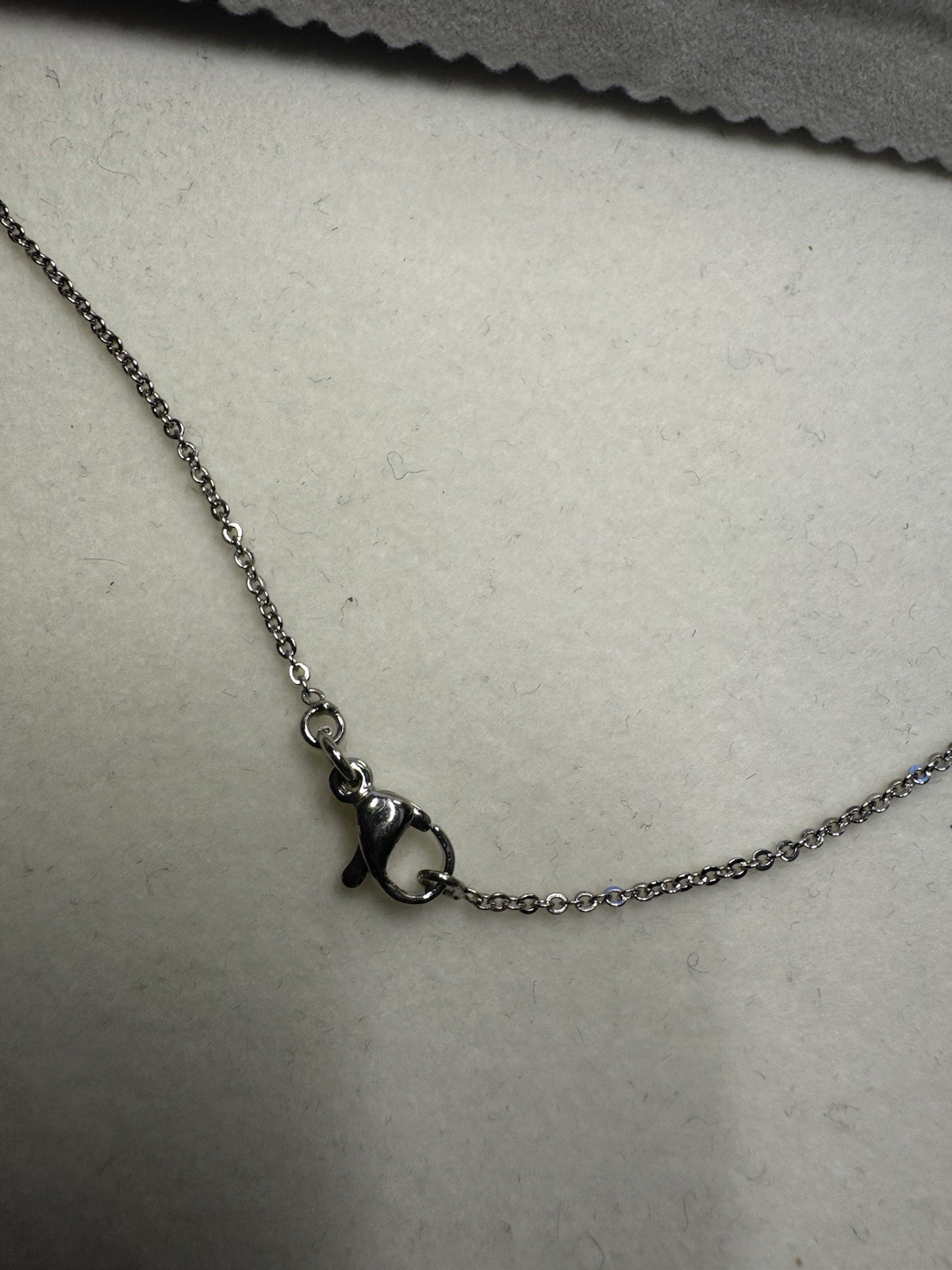 fashion Saphire pendant crystal 18k white gold plated 17″ chain necklace NIB