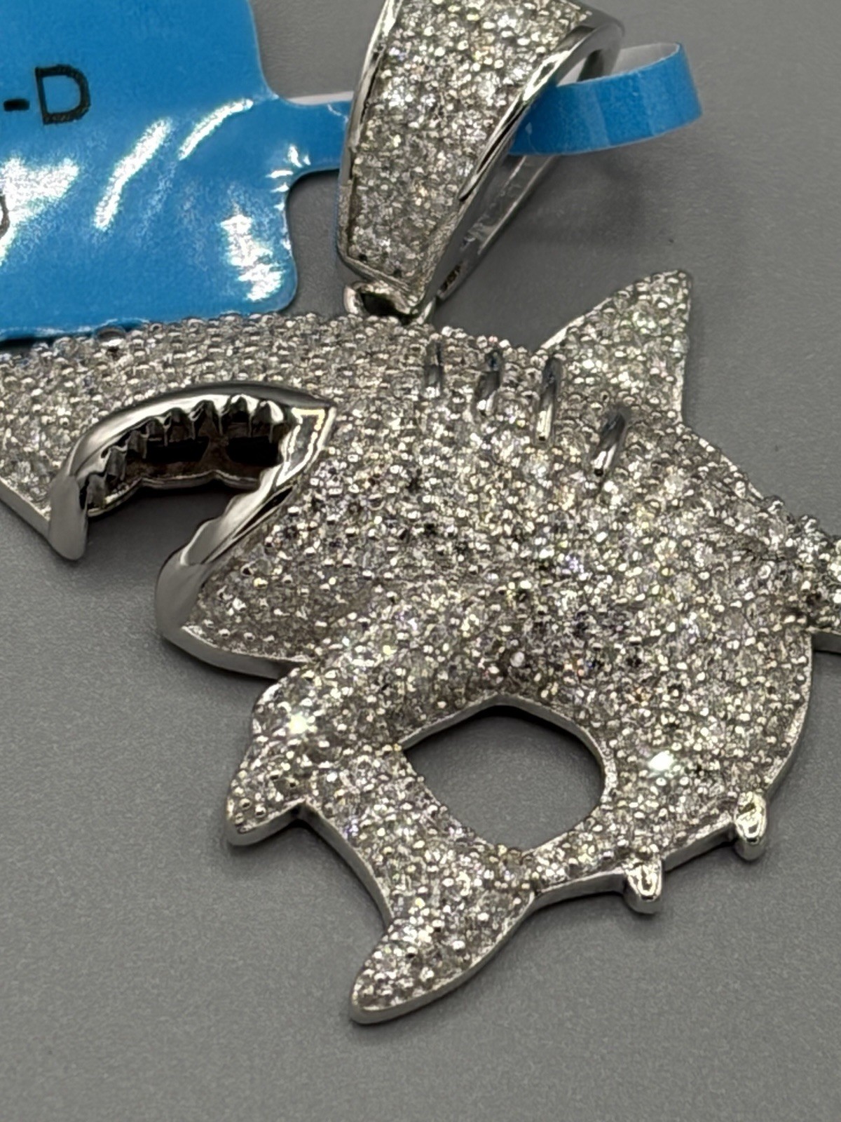 925 Sterling Silver Moissanite Shark Pendant – 1.48 CTW – Brand New