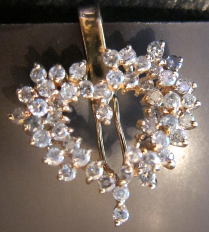 VTG Gold w/ 50 Natural Brilliant Diamonds Heart-shaped Enhancer Pendant 6 grams