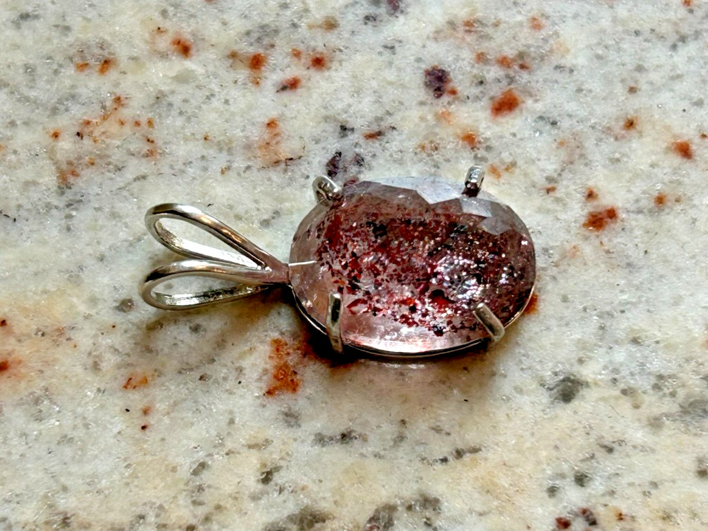 Ice Strawberry Quartz Oval Faceted pendant 7.75 ctw Silver 16x12mm Estate