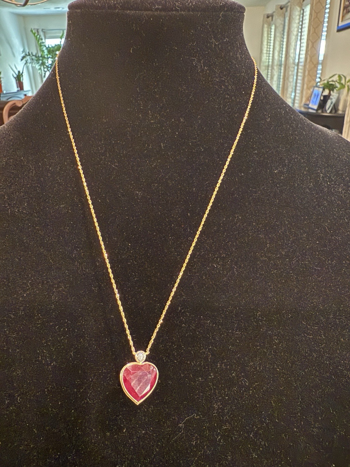 15.99CT NATURAL RED RUBY & 0.35TTW DIAMOND . 14k YELLOW GOLD