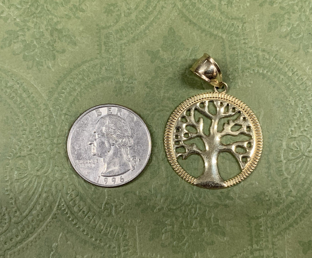 14K Yellow Gold Family Tree of Life Pendant Charm – 4.6 Grams