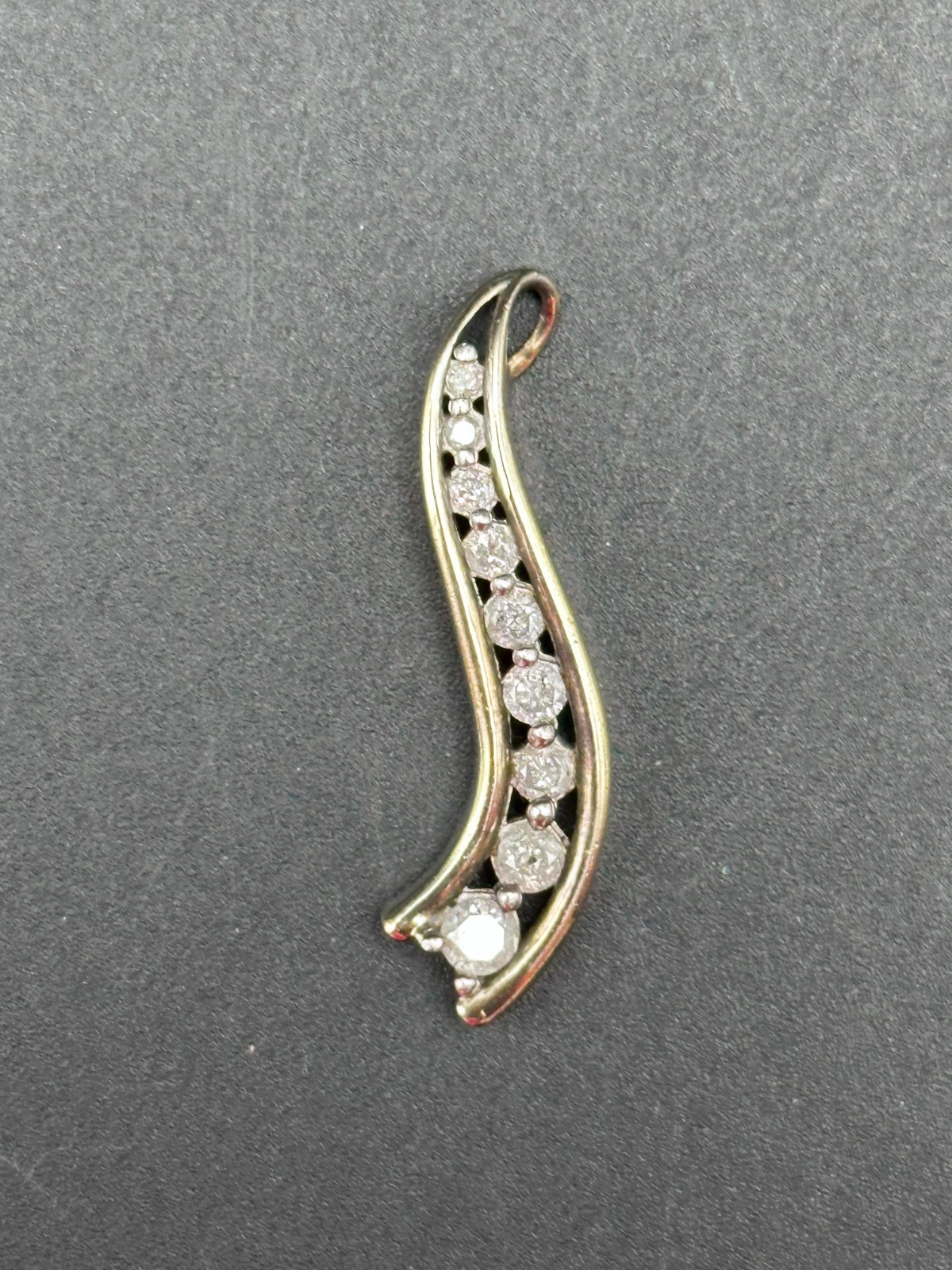 Vermeil Diamond Journey Pendant • Graduated Diamonds • 1.22″ Ribbon Curve