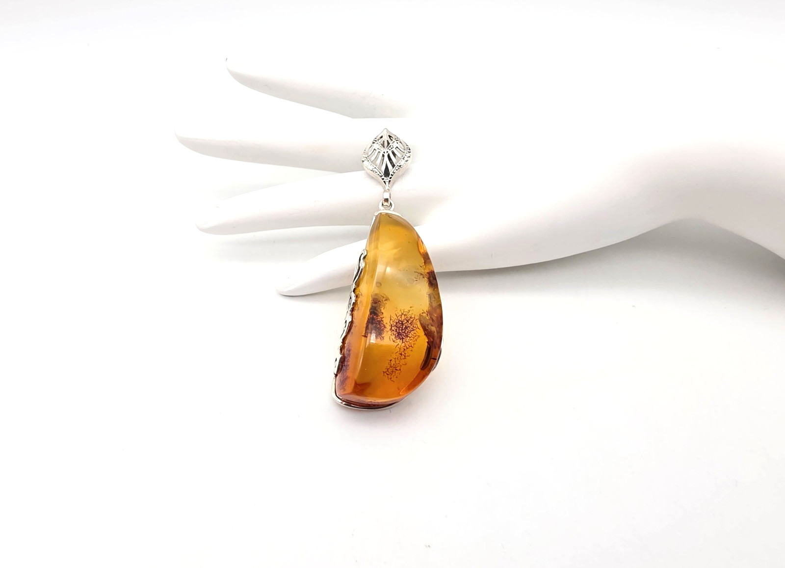 NEW DETAILED STERLING SILVER PENDANT SETTING W/LARGE NATURAL BALTIC AMBER 18 GR.