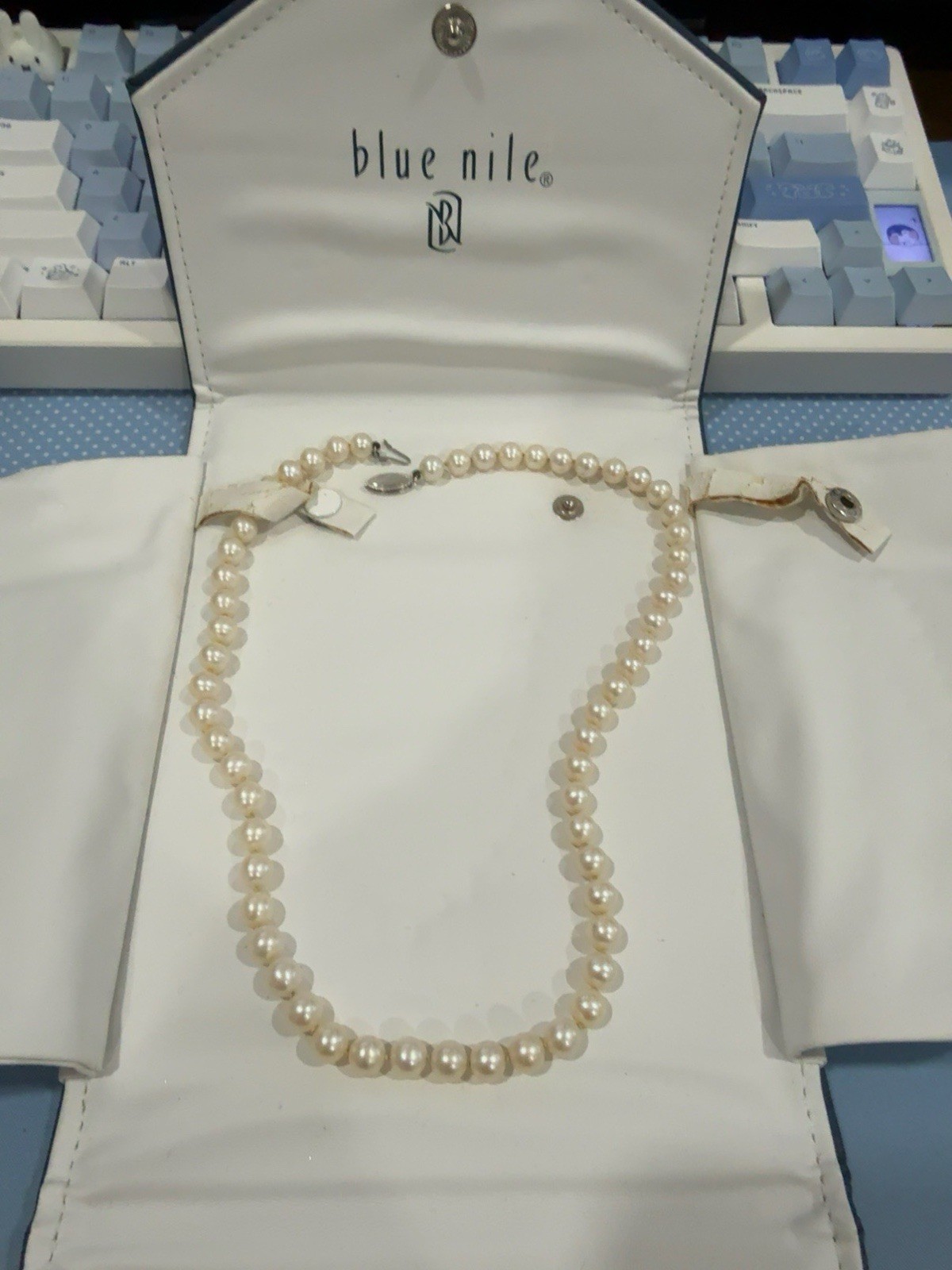 18K White Gold Akoya 16″ Cultured Pearl Necklace & Earrings Set
