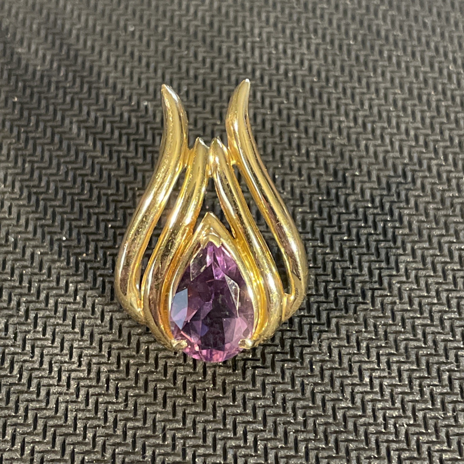 14k Yellow Gold Amethyst Slide Pendant. 3.31g