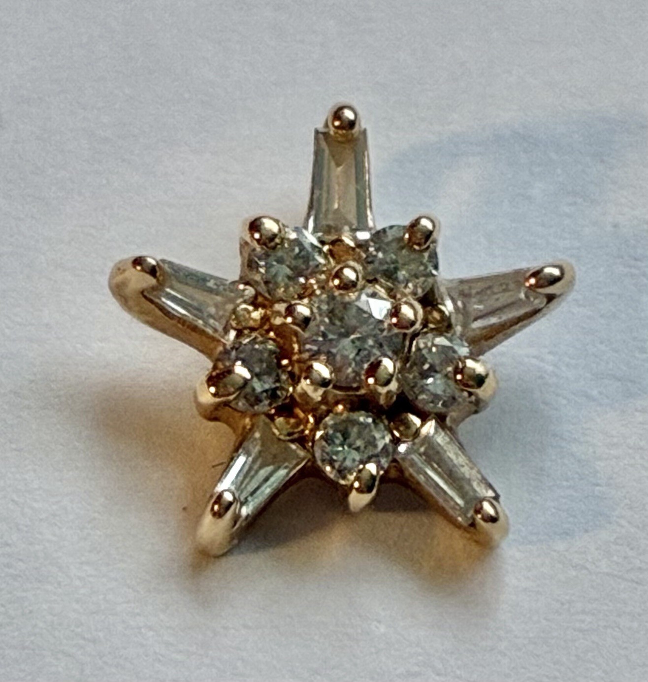 14K Gold Diamond Starburst Cluster Pendant Baguette & Round Diamonds