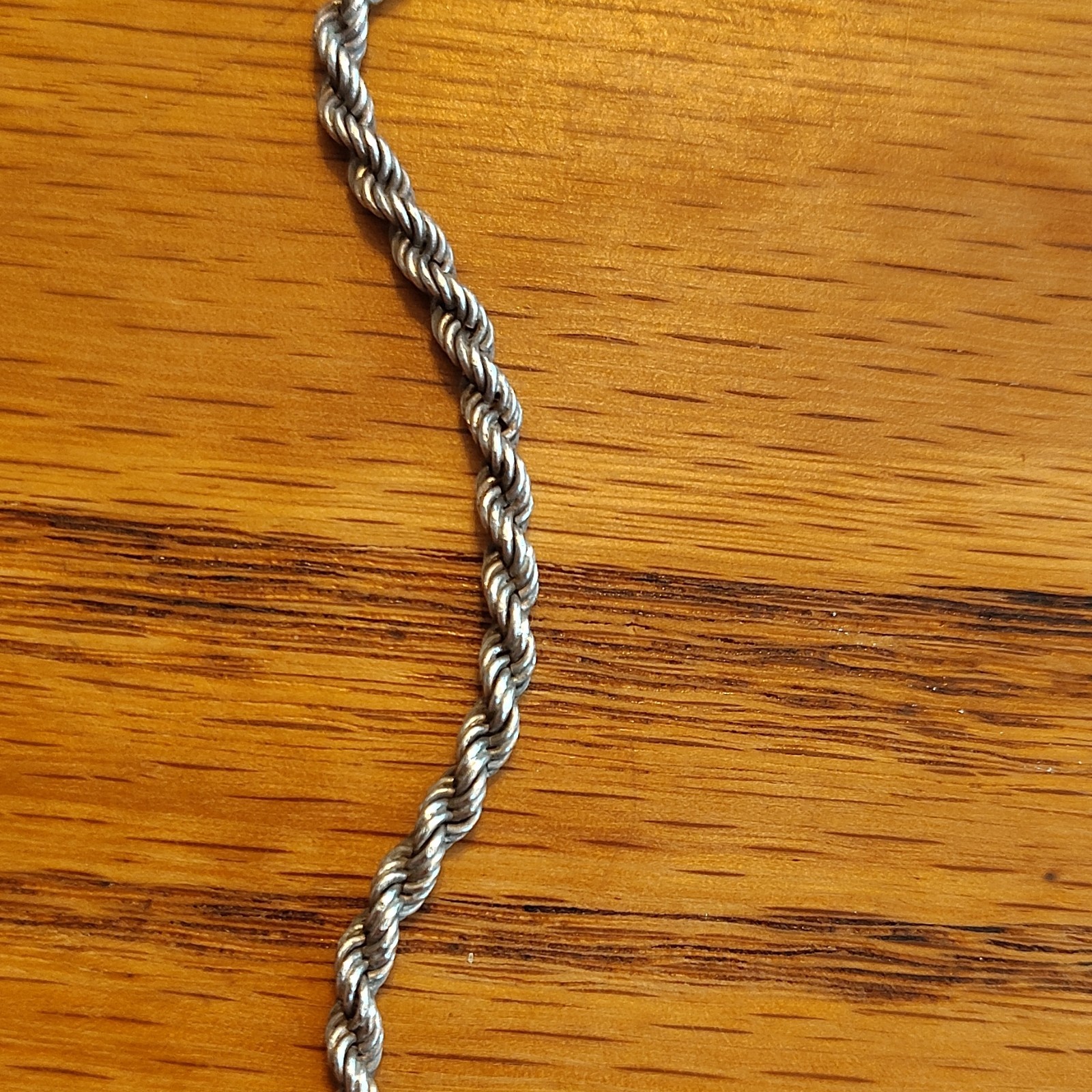 925 Sterling Silver Rope Chain Necklace Hook Closure . 21″. 2mm Width.
