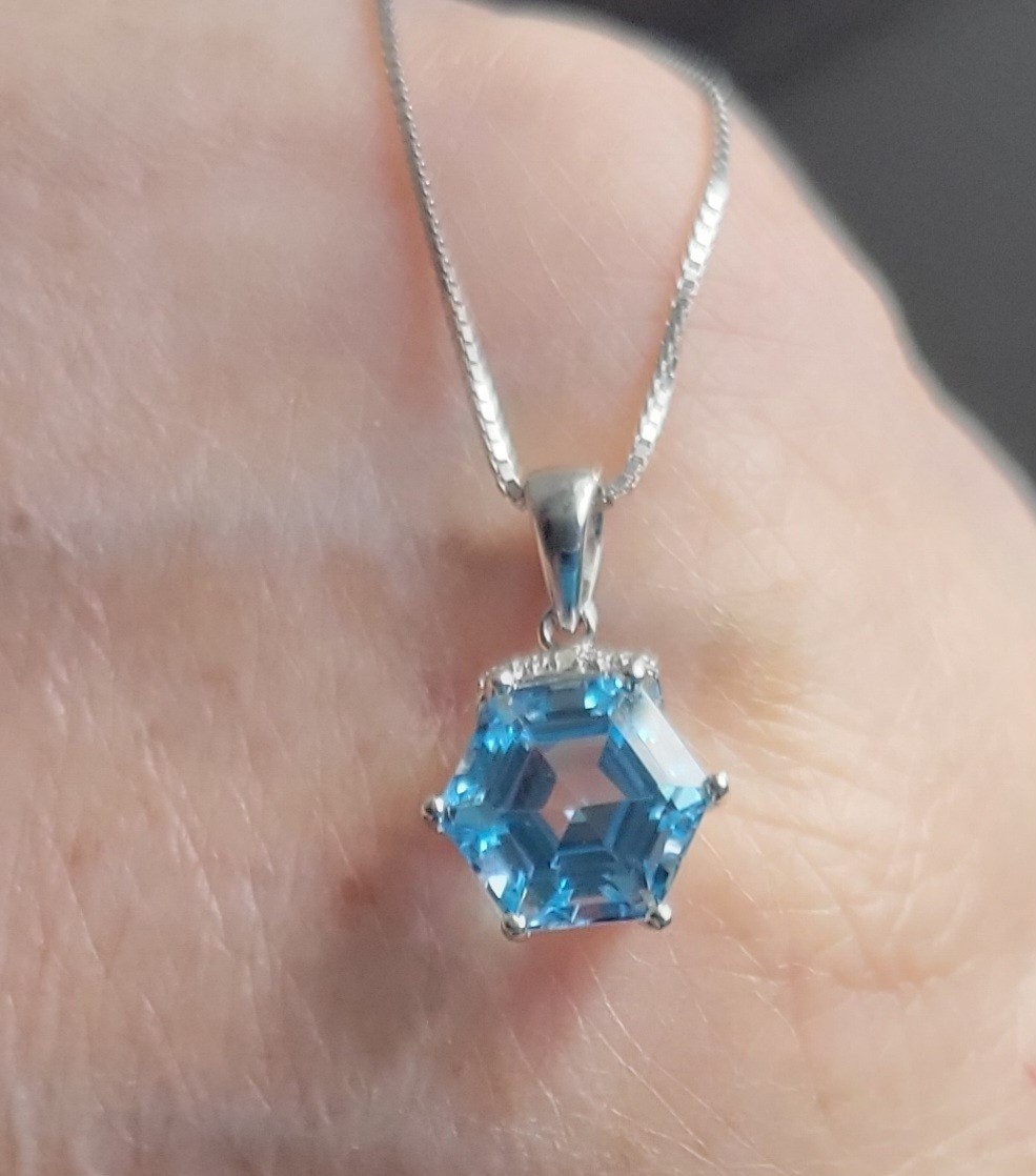5 Ct Fancy Cut Blue Topaz Pendant 925 Silver