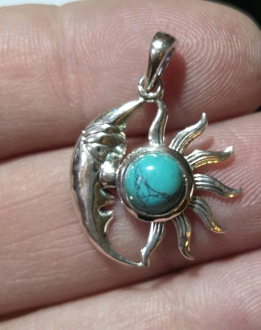 Natural Turquoise Crescent Half Moon 925 Sterling Silver Pendant Jewelry 2314
