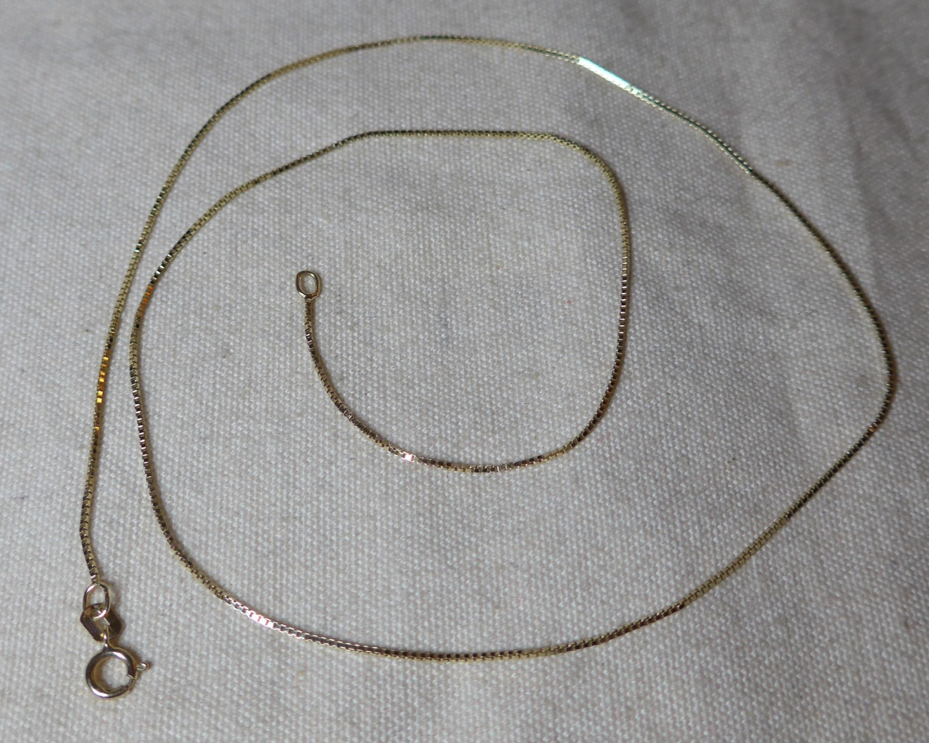 14k Yellow Gold Petite Thin BOX Necklace Chain 18″ AU PERU
