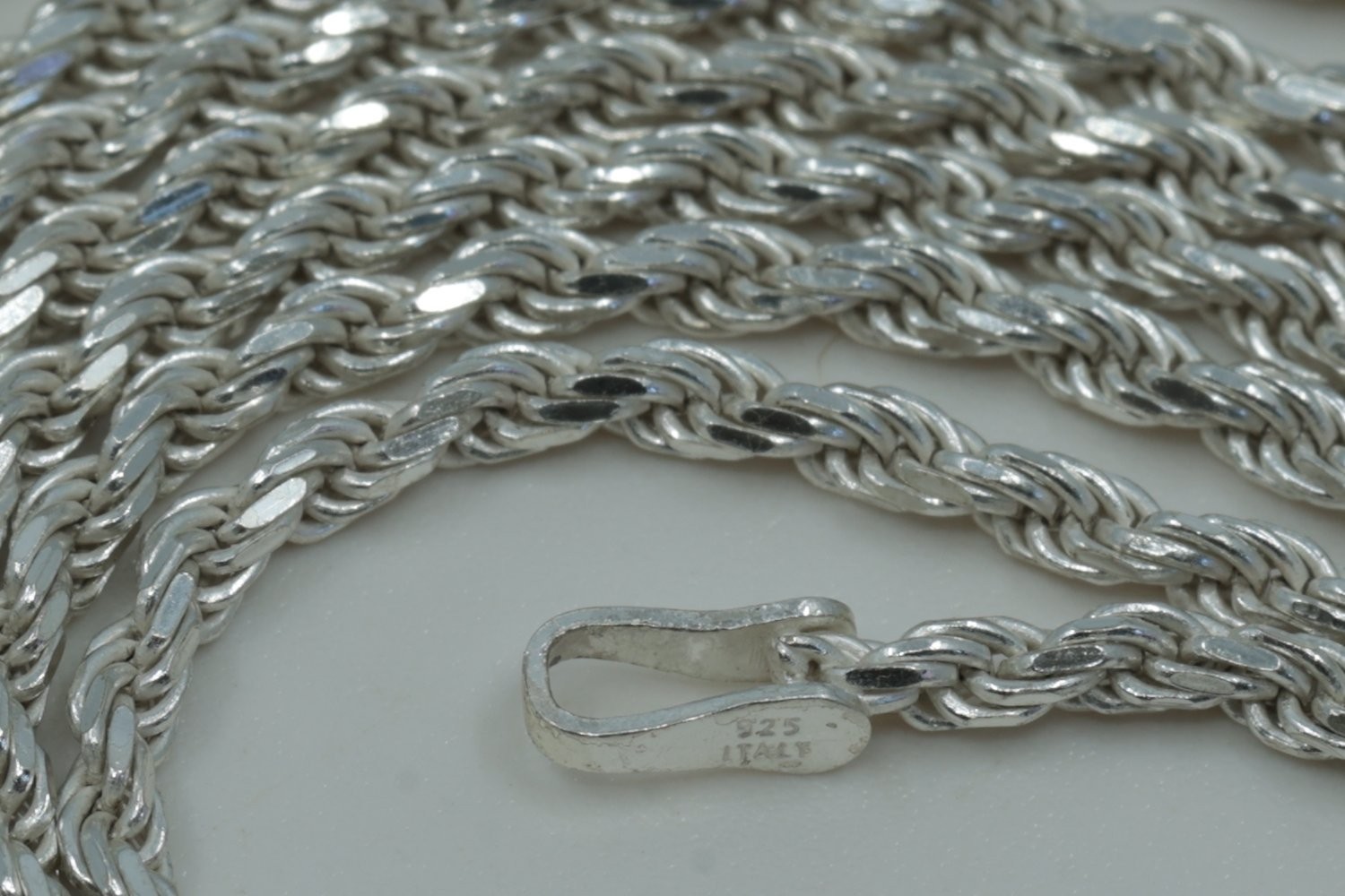 Vintage Sterling Silver Rope Chain Necklace 925 Italy 30 Inch 8.83g Diamond Cut