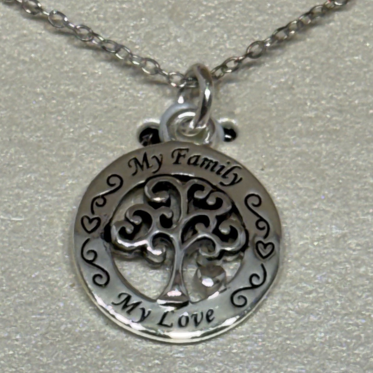 New Footnotes “My Family My Love” 925 Sterling Silver Pendant Necklace