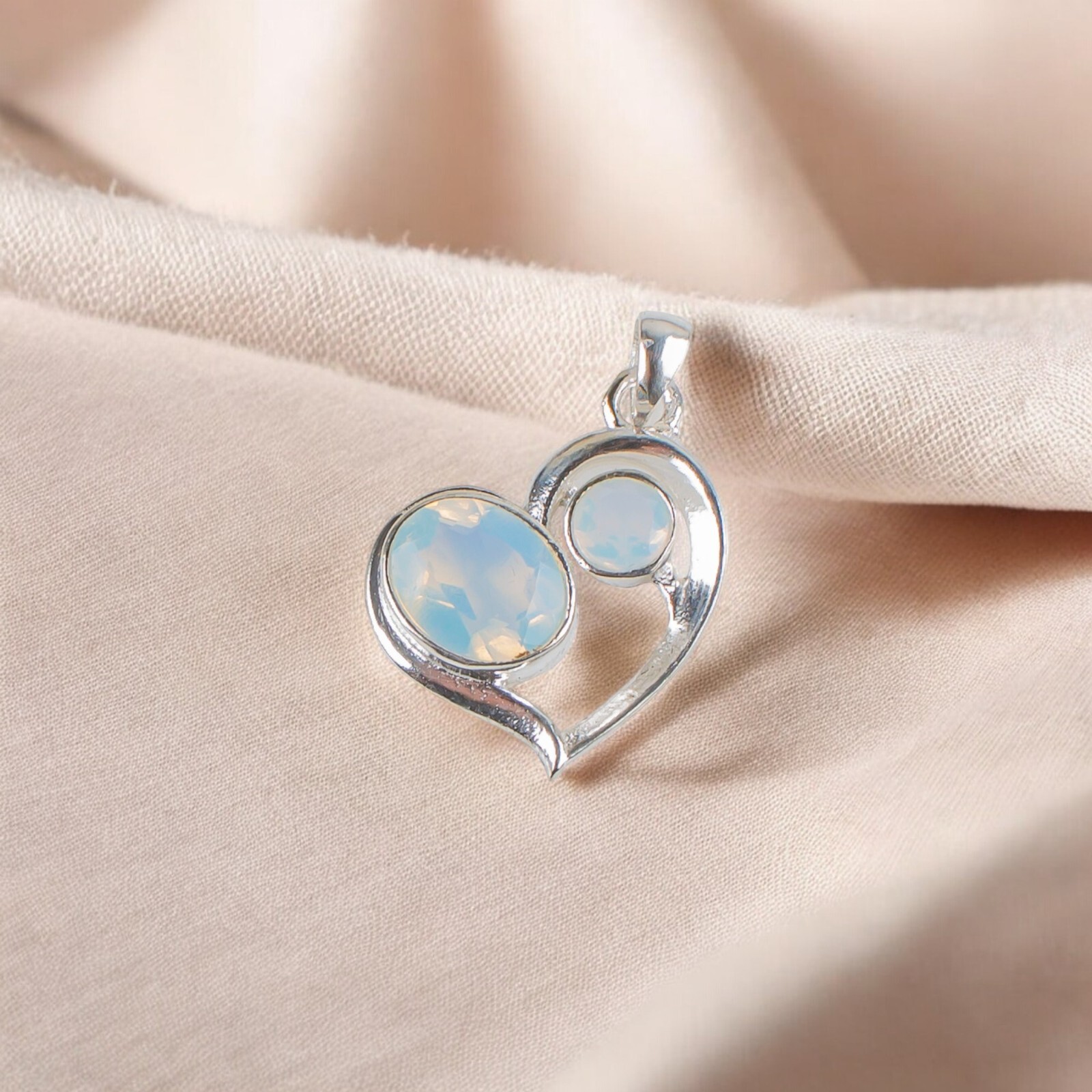 Milky Opal Gemstone 925 Sterling Silver Handcrafted Jewelry Chain Pendant 1.07″
