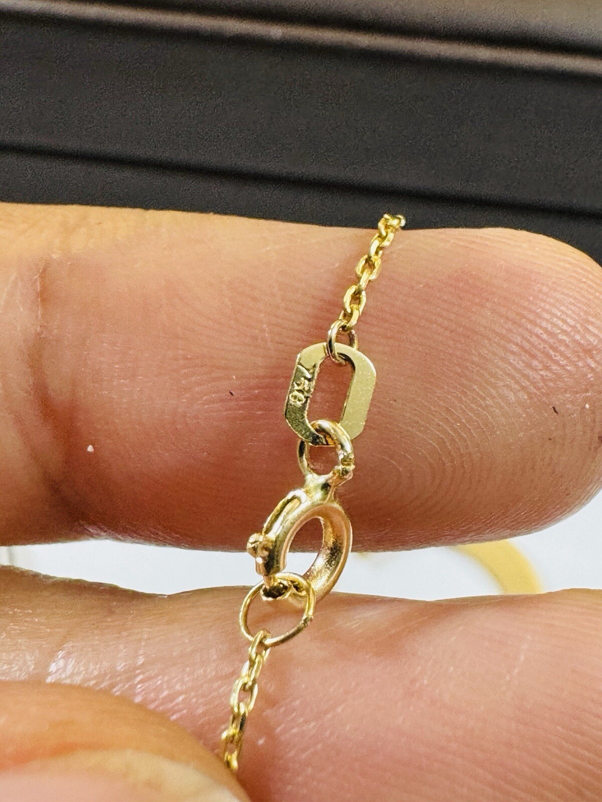 RARE 18K 750 Fine Gold Letter E initial Necklace 16.5/17.5” Long 1mm 4.3g