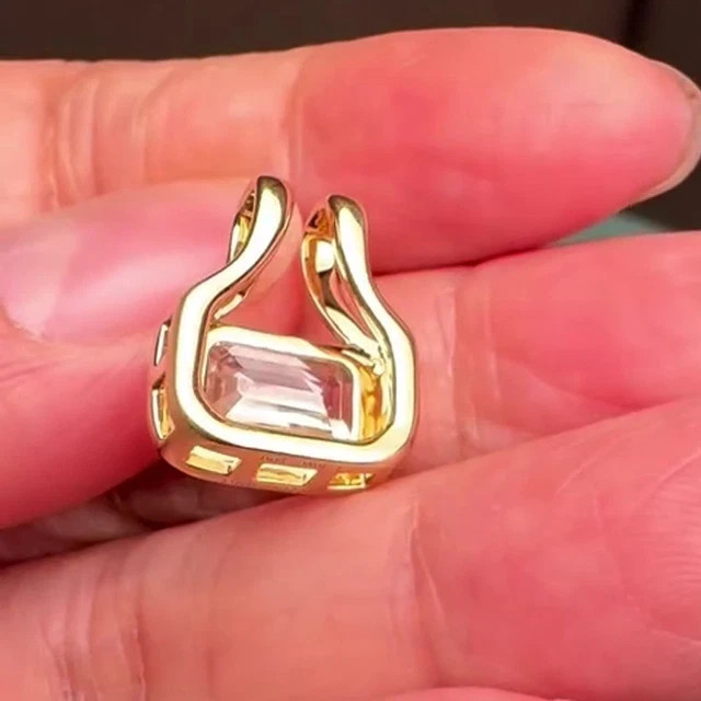 New 3CT Emerald Cut Lab Created Diamond Solitaire Pendant 14k Yellow Gold Plated