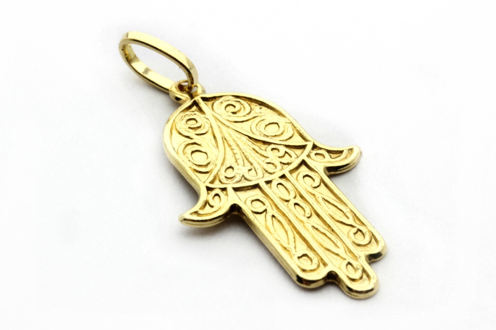 Lucky Charm Pendant Hand Of FATIMA For Men And Women 18Kt Gold 750/1000
